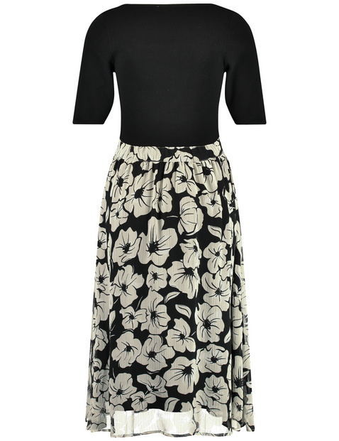 Kleid mit geblümtem Rockteil