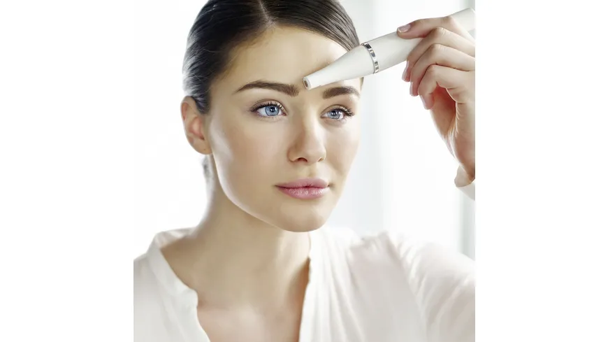 BRAUN Gesichtsreinigungsbürste & -epilierer Face 810