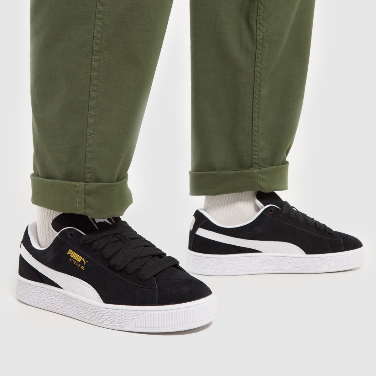 PUMA mocka XL-sneakers i svart och vitt