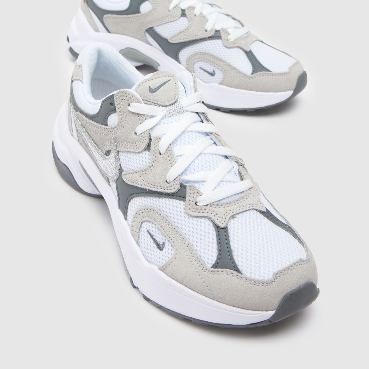 Nike al8 sportcipők fehér és szürke színben