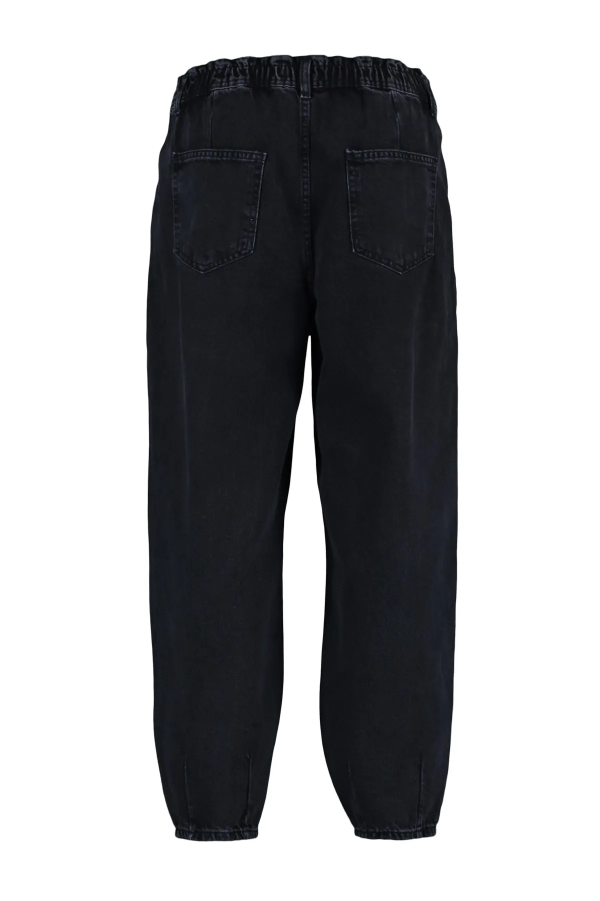Trendyol Curve  Schwarze Mom-Jeans mit hoher Taille und detaillierten Taschen TBBAW23CJ00007