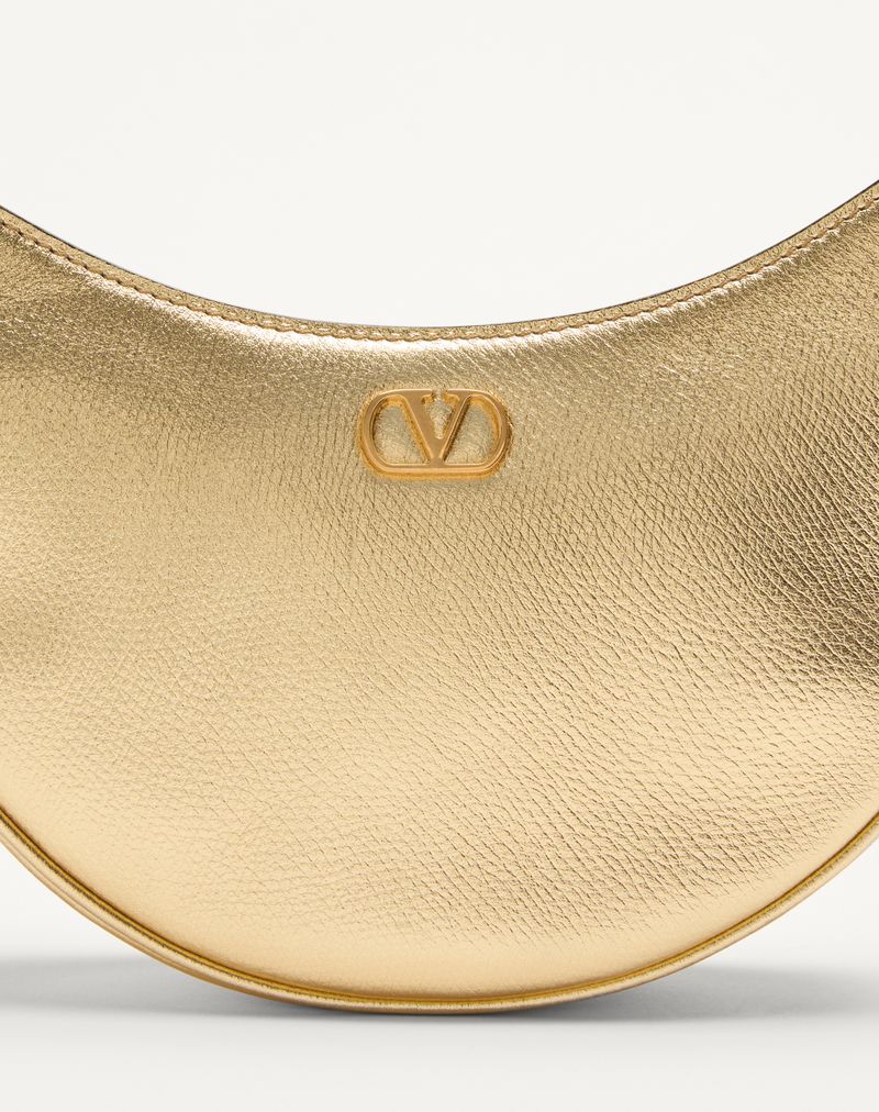 Mini Borsa Hobo VLogo Signature In Vitello Granato Laminato