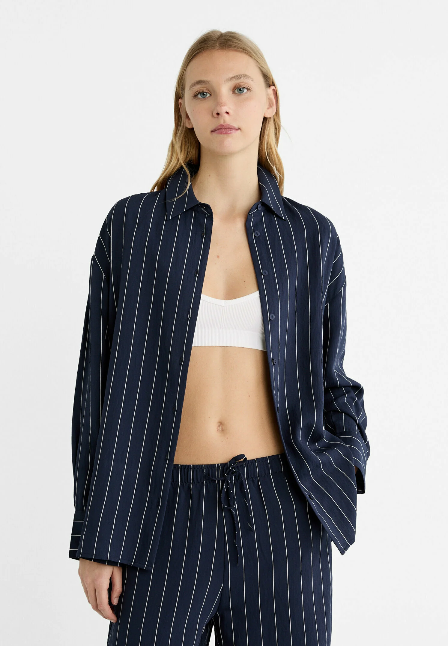 Camisa Stradivarius STRAIGHT TEXTURED
