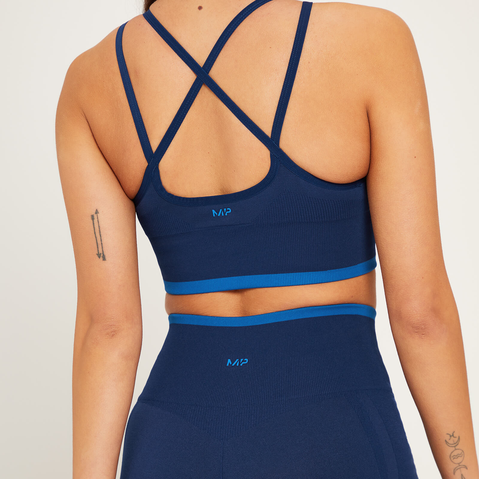 Brassière de sport sans coutures MP Adapt pour femmes – Bleu foncé