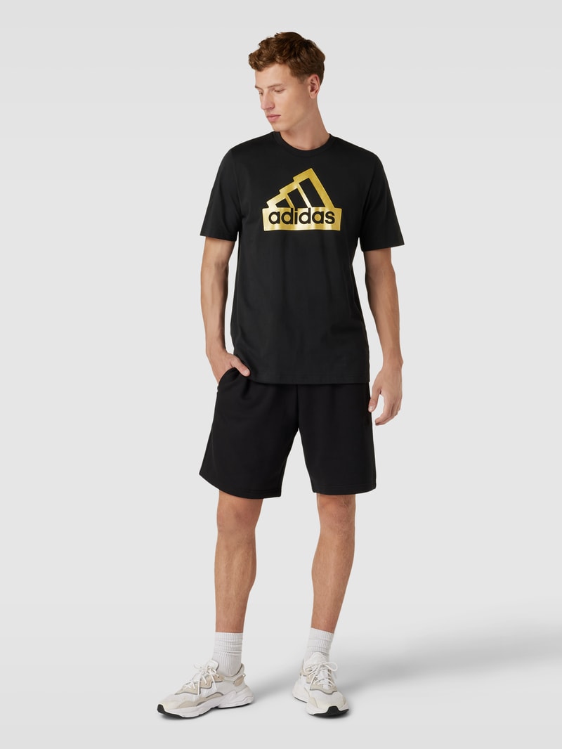 T-Shirt mit Logo-Print in schwarz