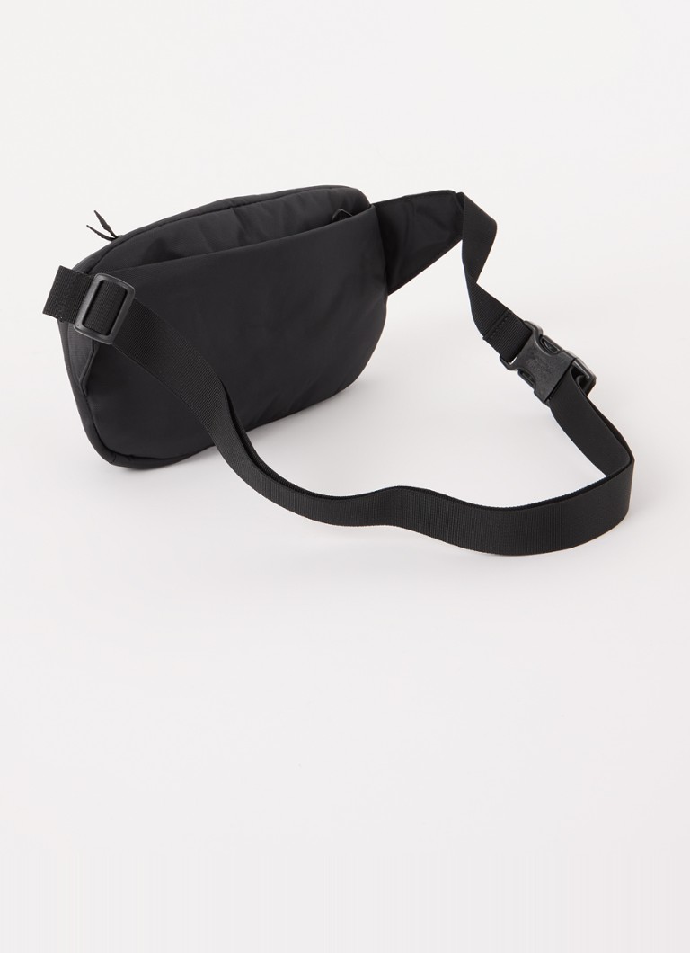 Borsetă Eastpak Connect F cu strat hidrofug.