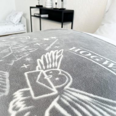 Wohndecke Harry Potter 150x200 cm, hochwertige Sofadecke für Hogwarts Fans, MTOnlinehandel, Überwurf, Plaid, Tagesdecke, weich und kuschelig