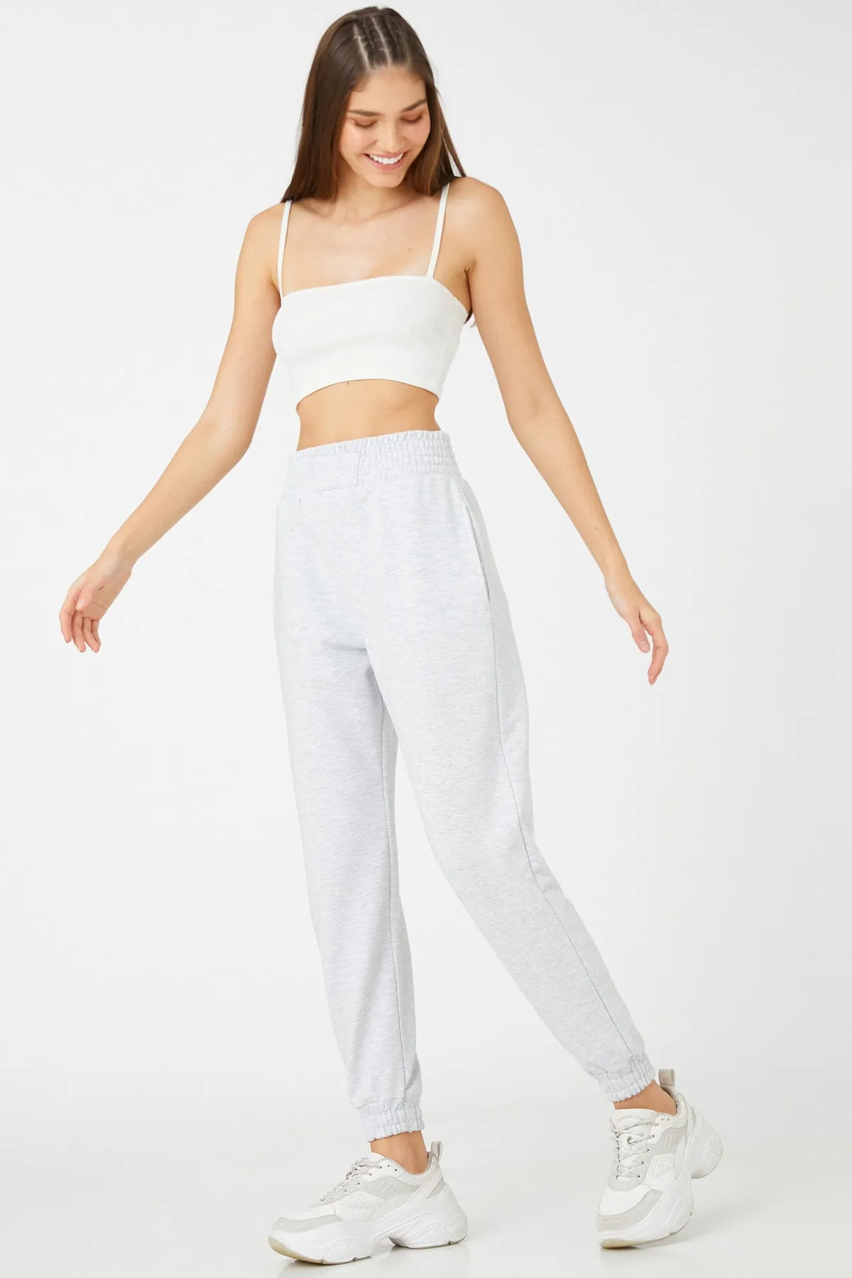 Koton  Damen-Jogger-Jogginghose mit extra hoher Taille und Taschendetails 3sal40018ık