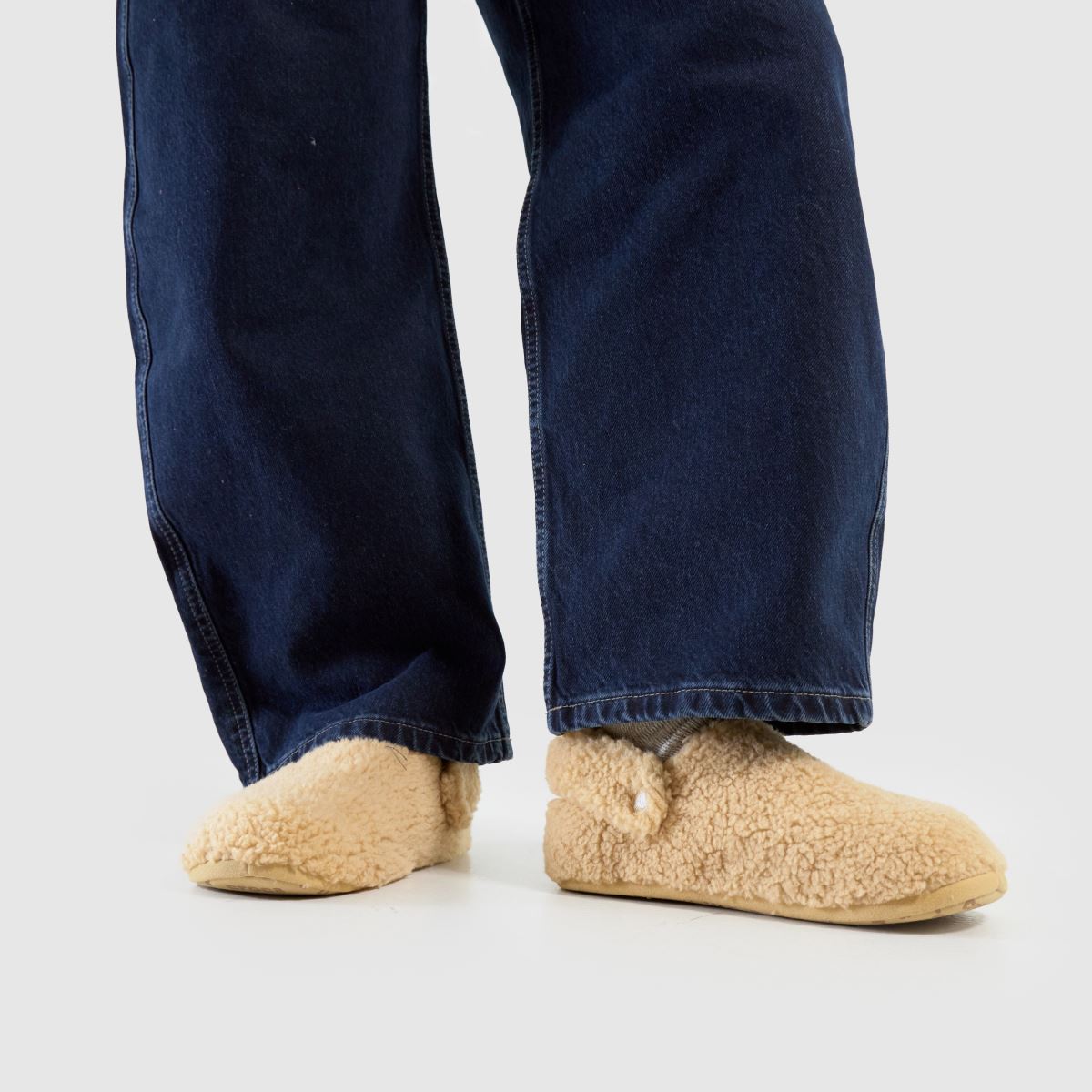 Crocs klasszikus Cozzy papucs arany színben