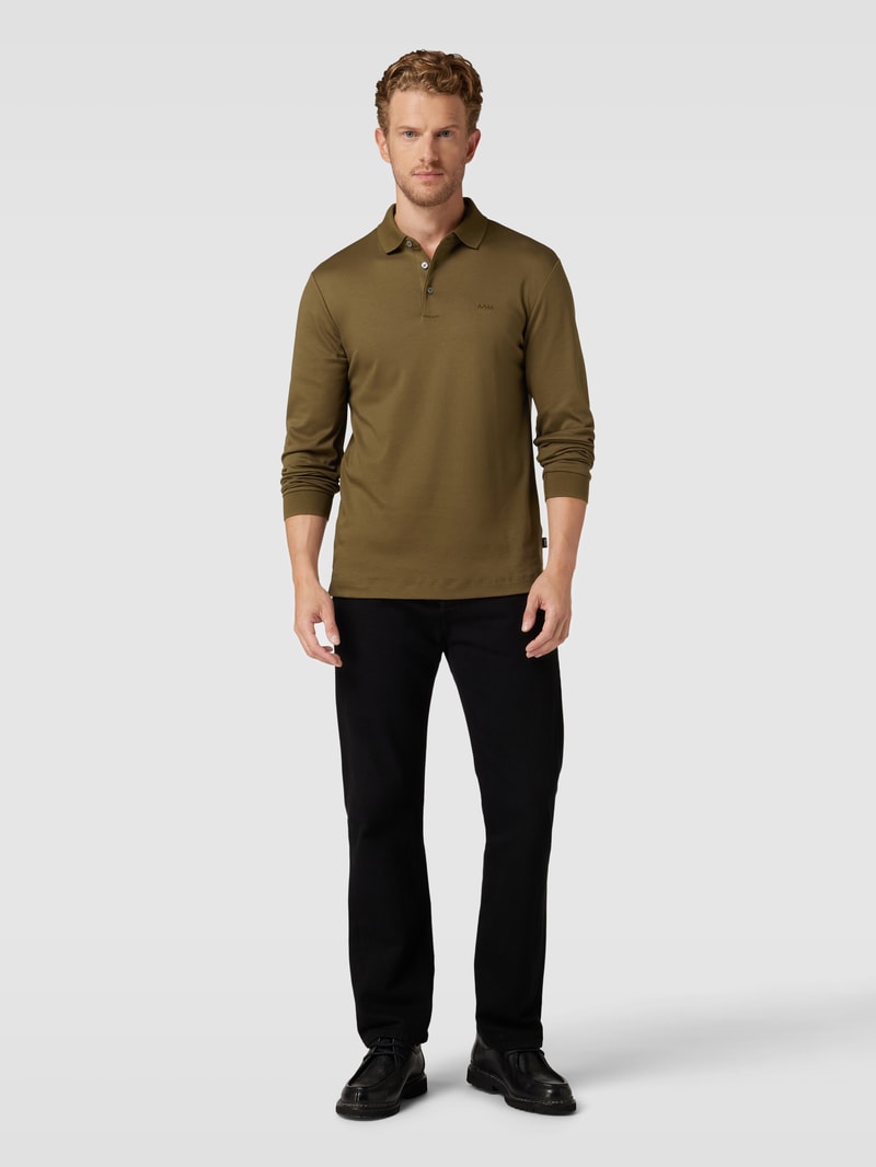 Poloshirt mit Label-Stitching Modell 'PADO' in olivgrün