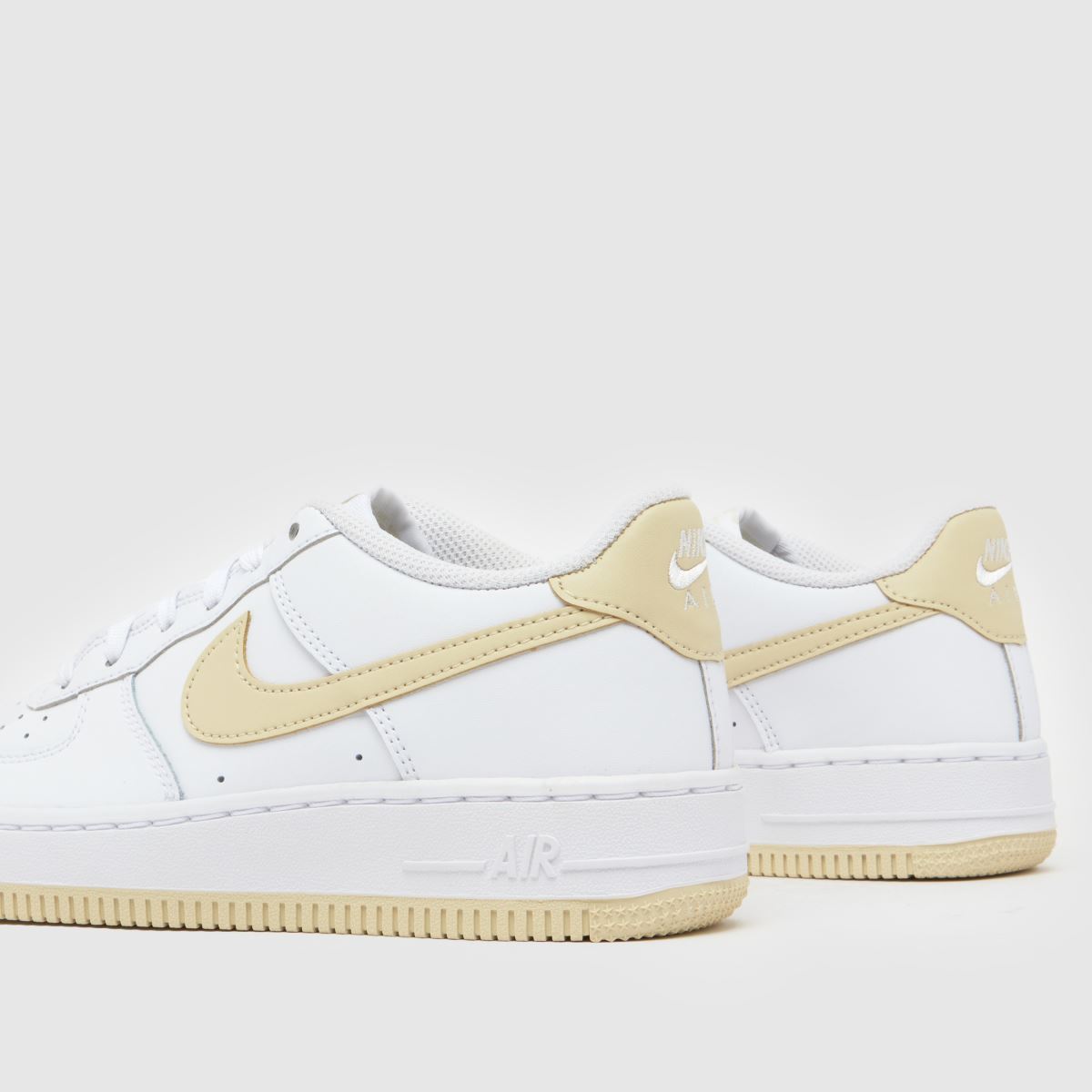 Nike vita & beige Air Force 1 Pojkar Barnskor