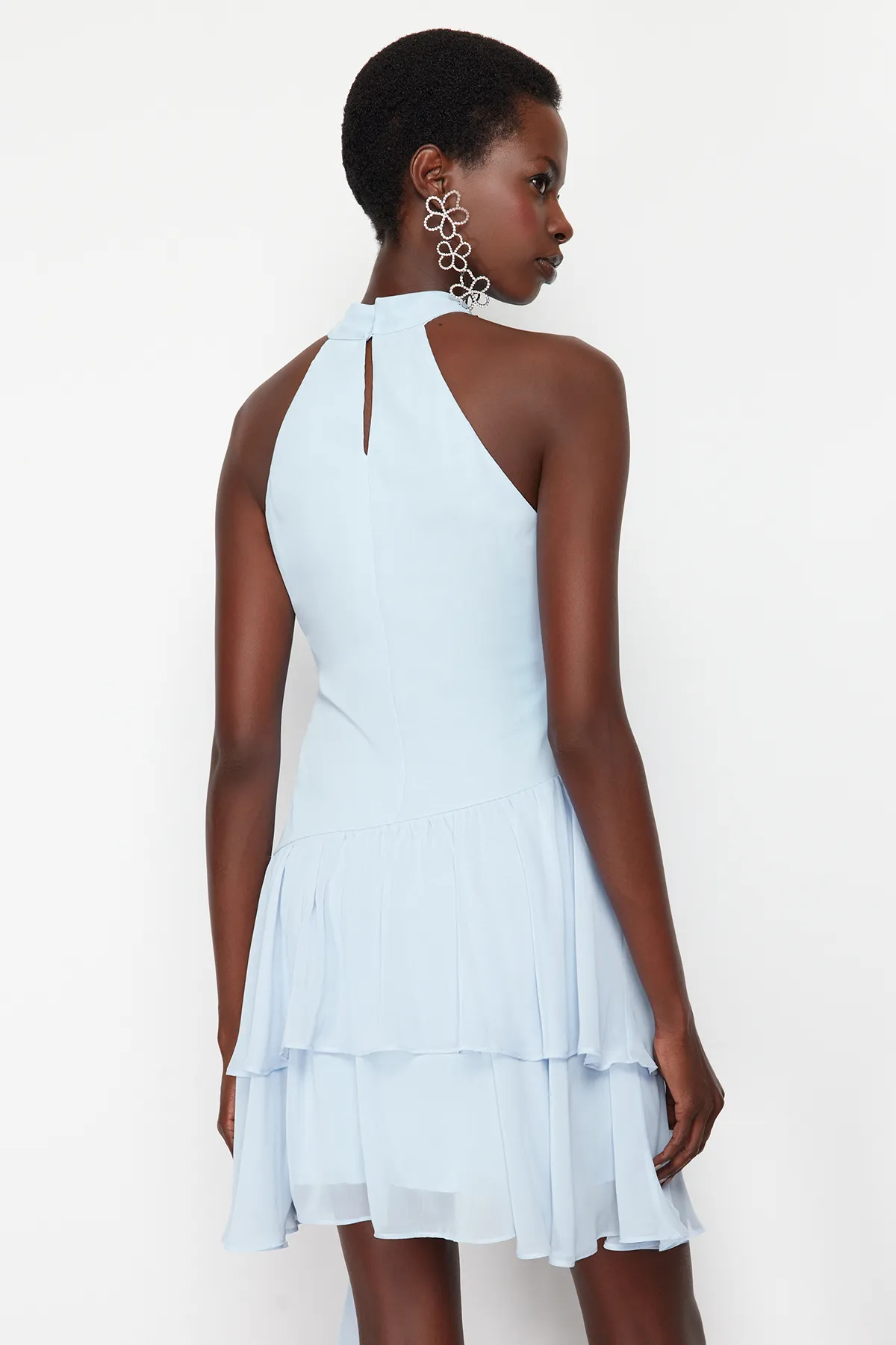 Trendyol Collection  Hellblaues, stilvolles Damenkleid mit Rüschen