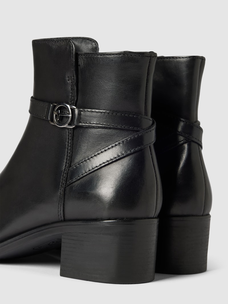 Stiefeletten aus Leder mit Label-Detail in schwarz