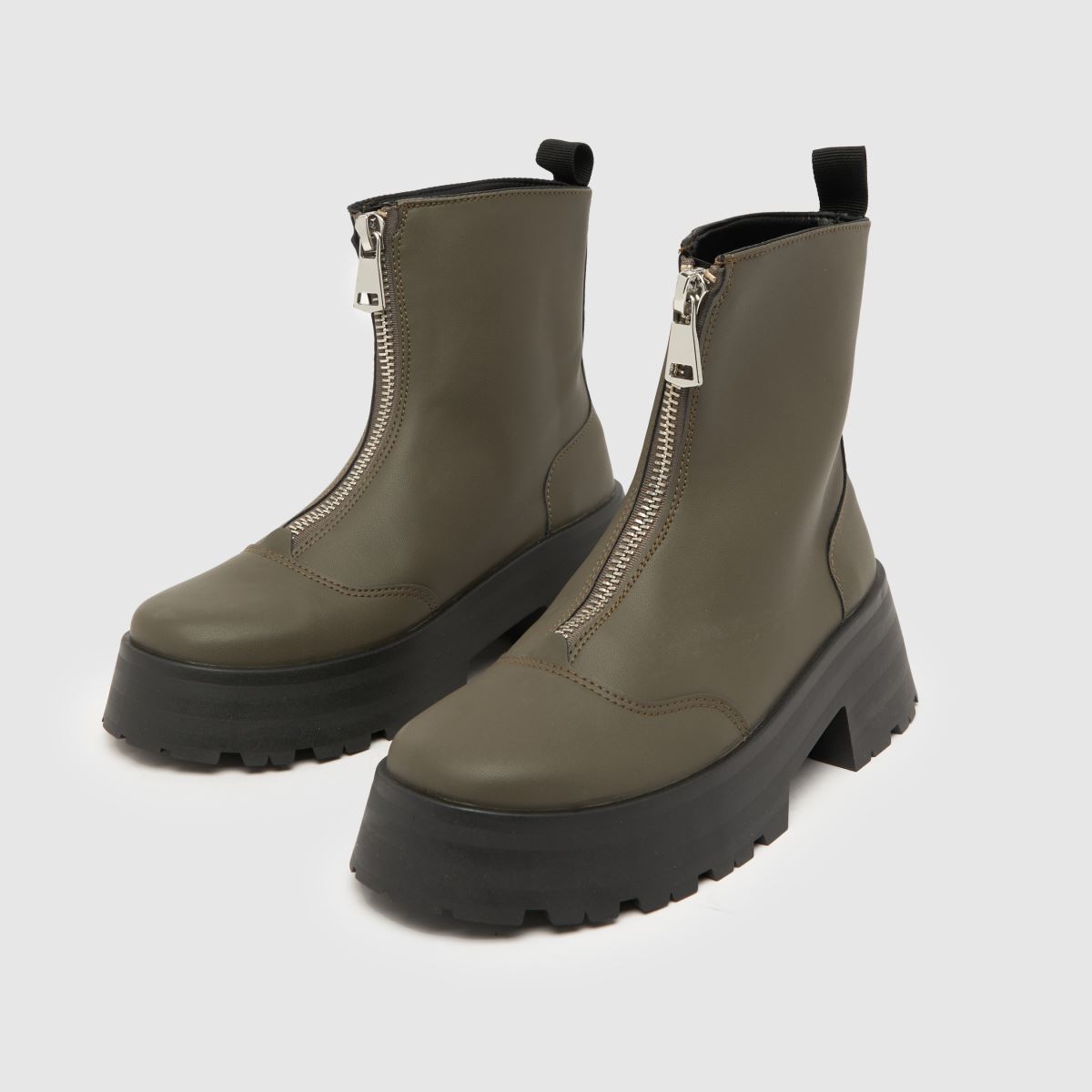 Schuh Arnold vastag, cipzáras elejű csizma khaki színben