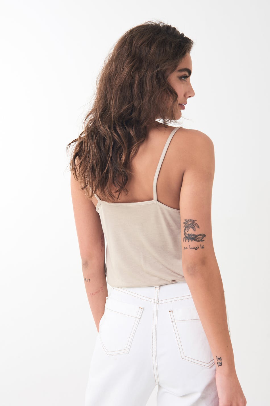 Emilia singlet