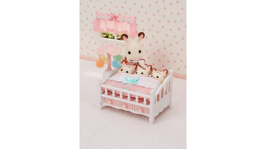 Sylvanian Families - Babybett mit Mobile