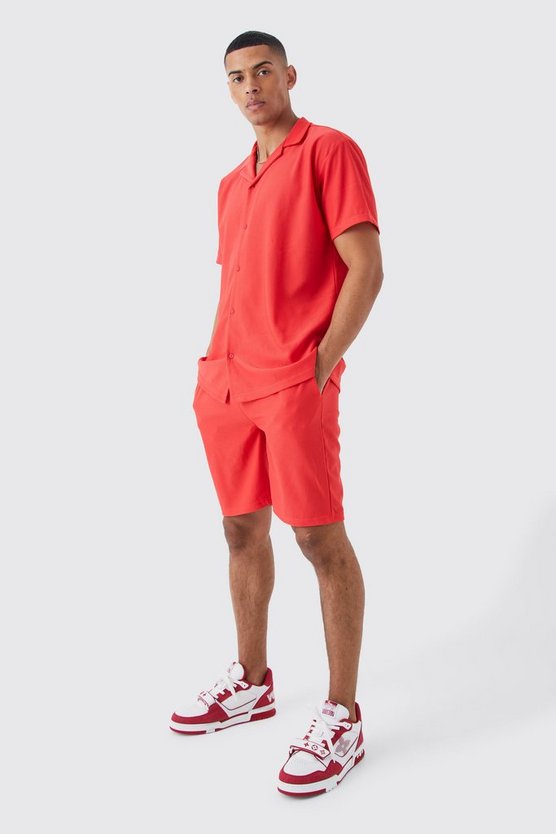 Kurzärmliges Oversize Hemd und Shorts