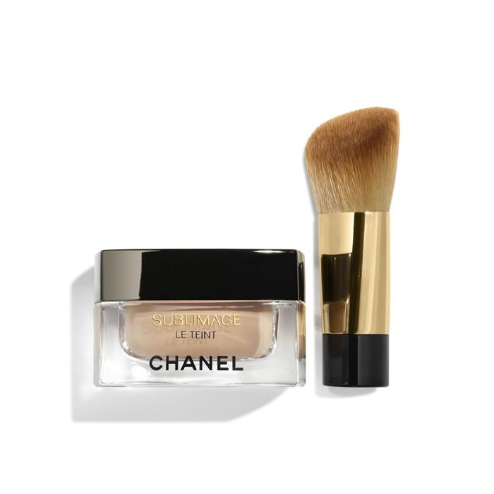 CREME-MAKEUP FÜR ULTIMATIVE REGENERATION UND LEUCHTKRAFT