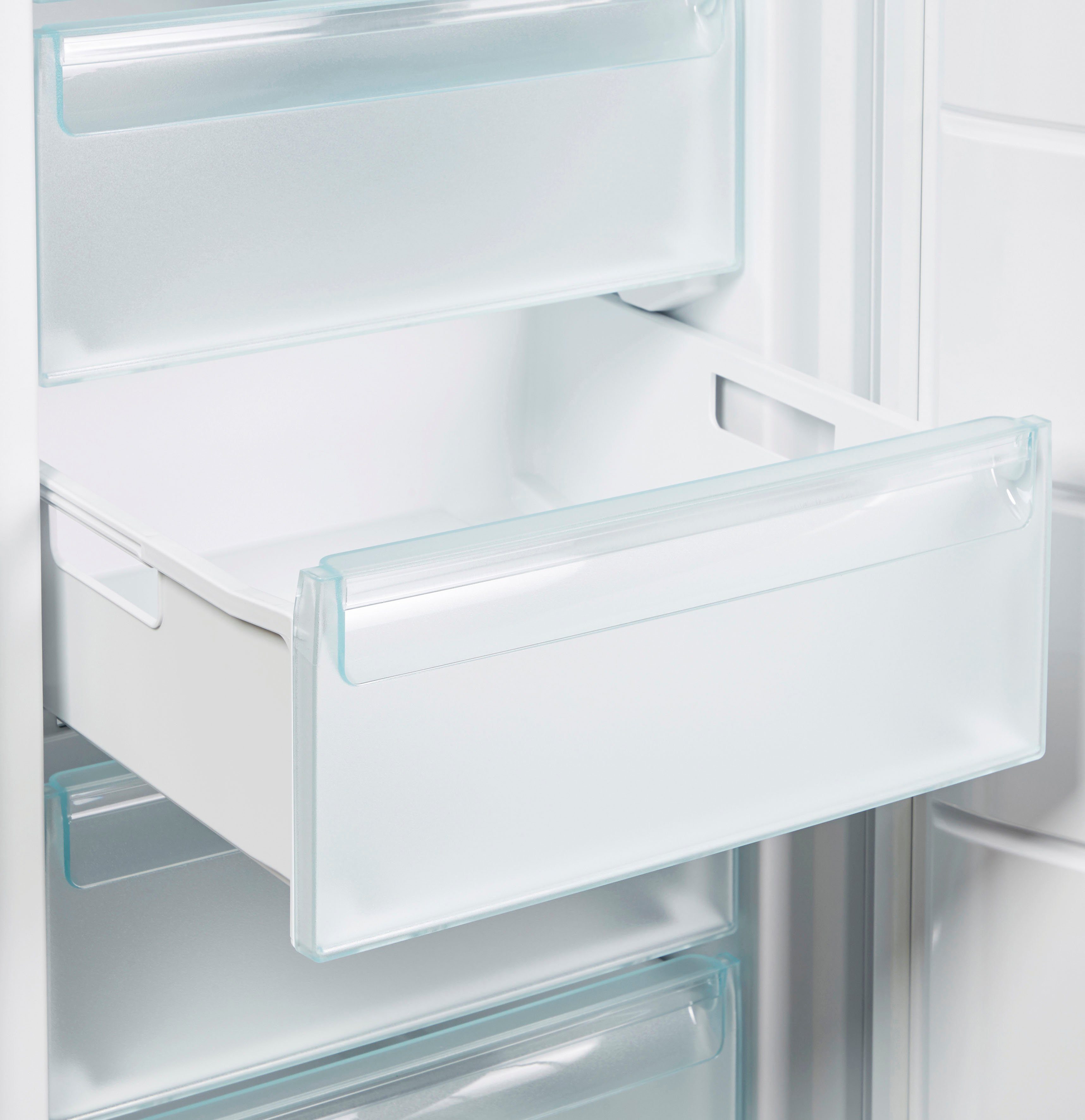 Miele Gefrierschrank FN 27273 ws, 175 cm hoch, 70 cm breit