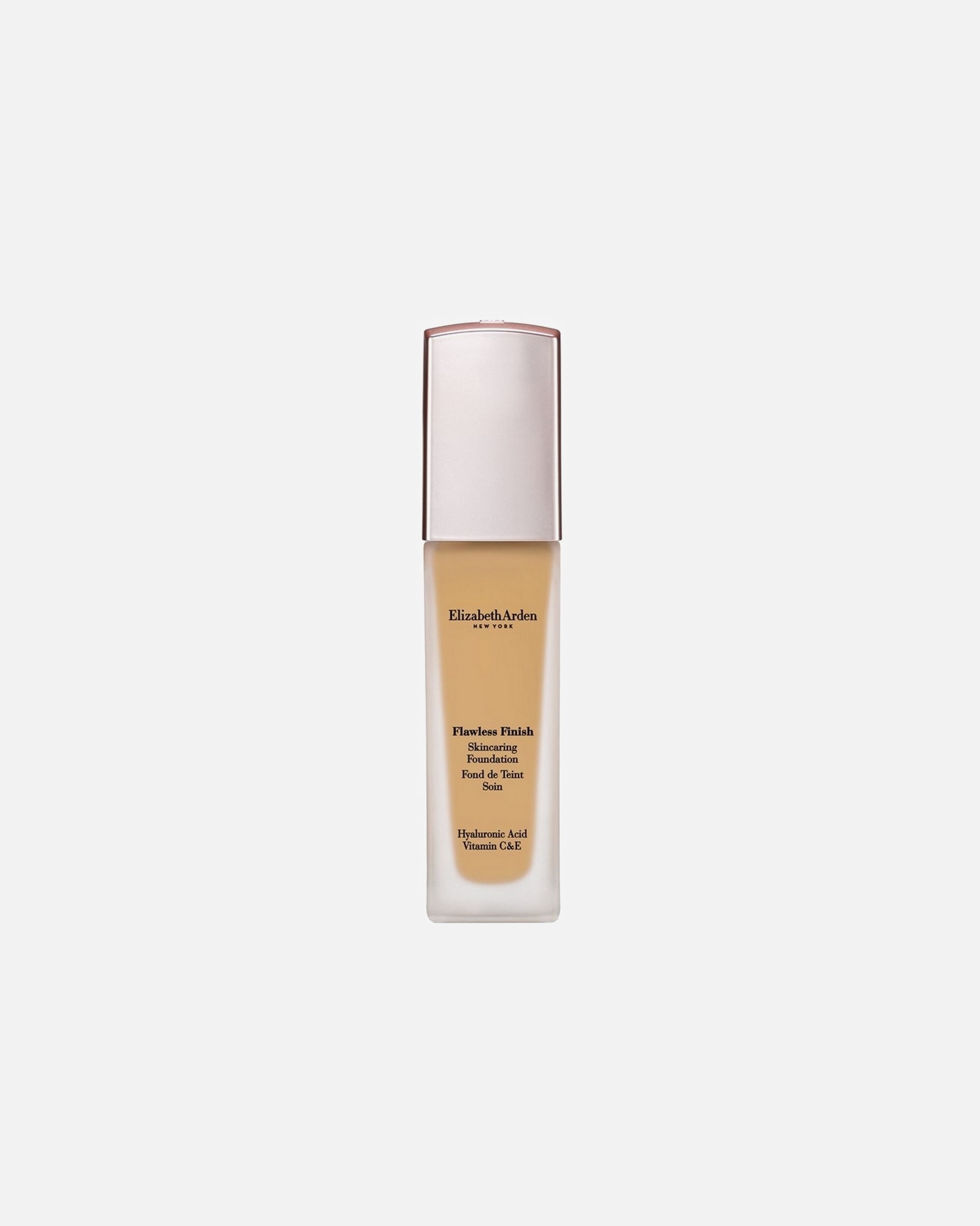 Finisaj impecabil Elizabeth Arden