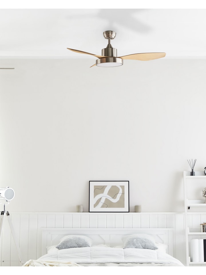 Beliani Deckenventilator mit Licht BANDERAS in Silber/Heller Holzfarbton günstig kaufen onesize