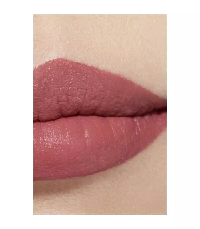 ROUGE ALLURE VELVET Le Rouge Velours Lumineux