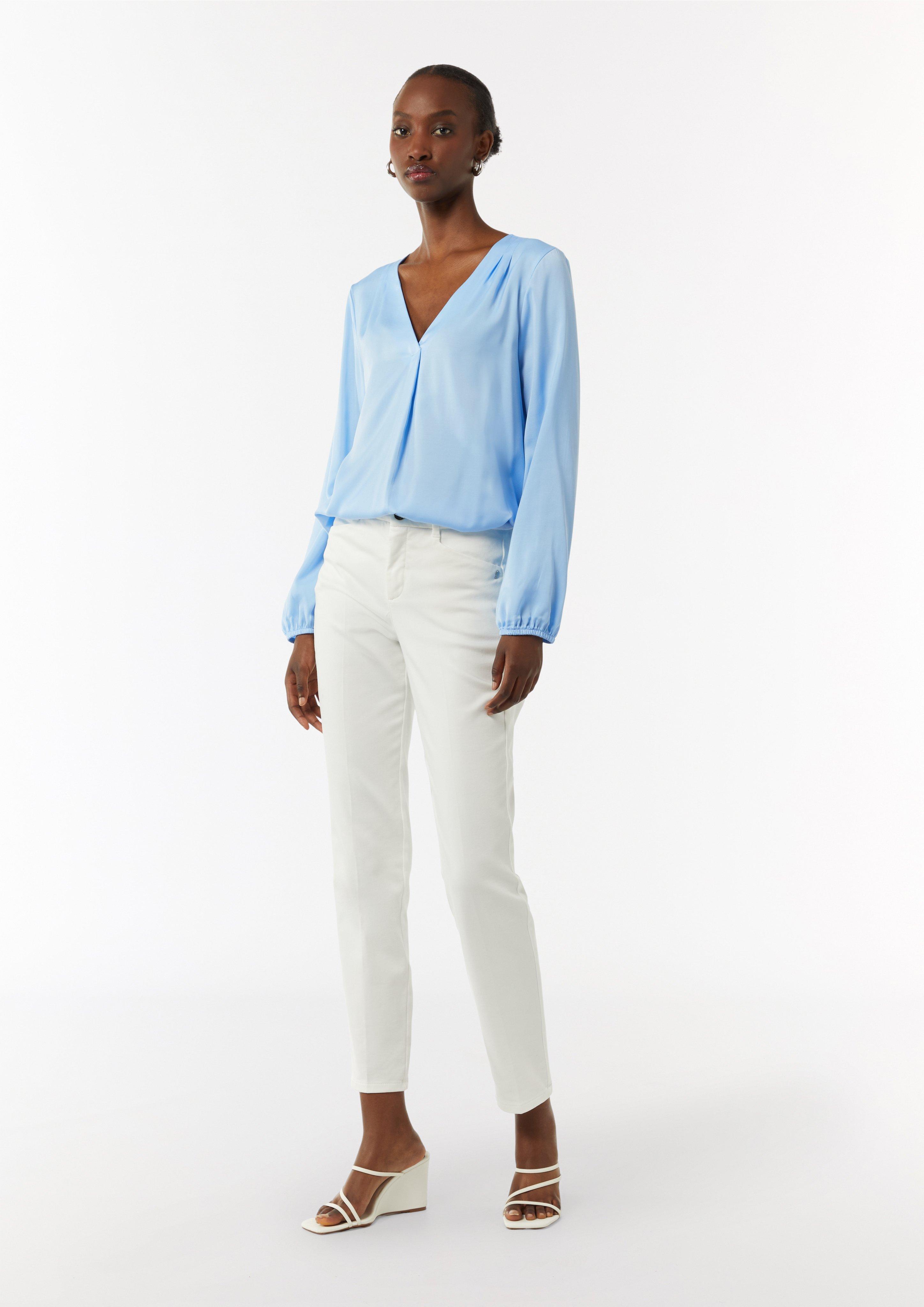 Satinbluse mit V-Ausschnitt - hellblau