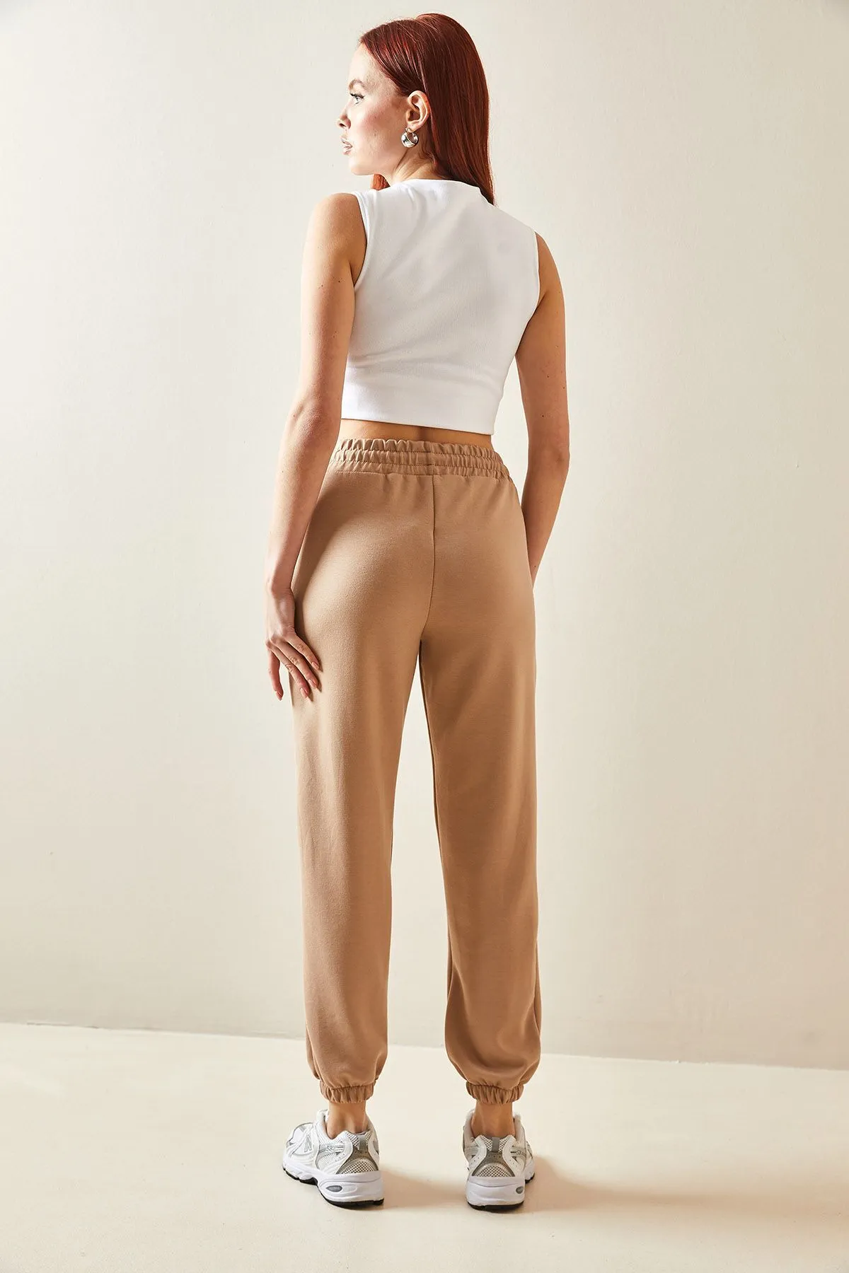 XHAN  Nerzfarbene Jogginghose mit hoher Taille 5YXK8-48184-29