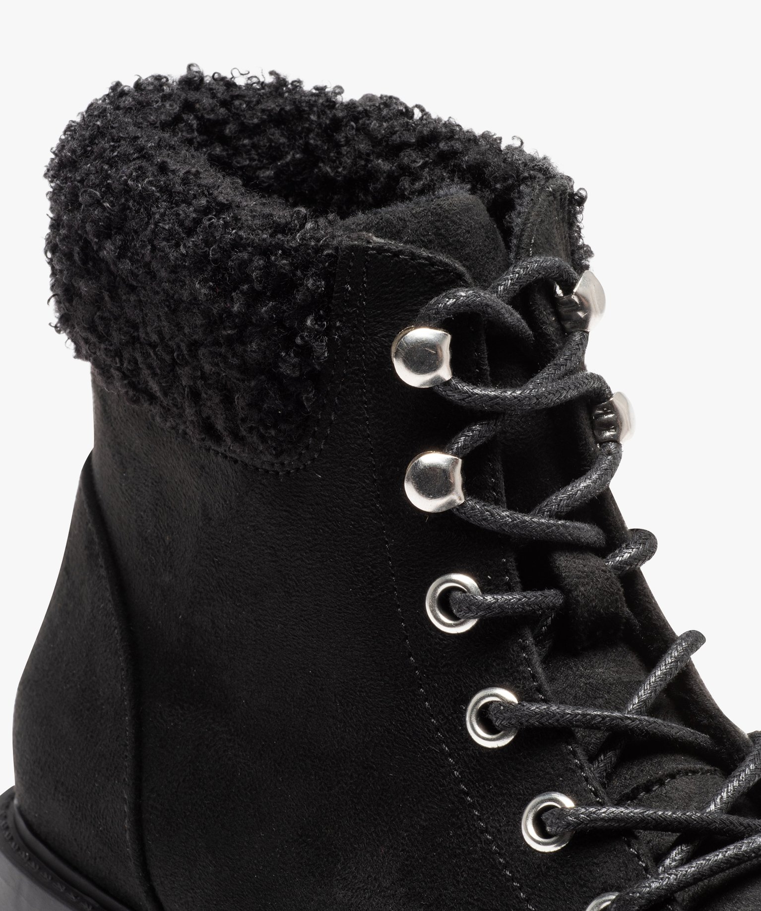 Boots femme unies en suédine à col fourré noir | GEMO