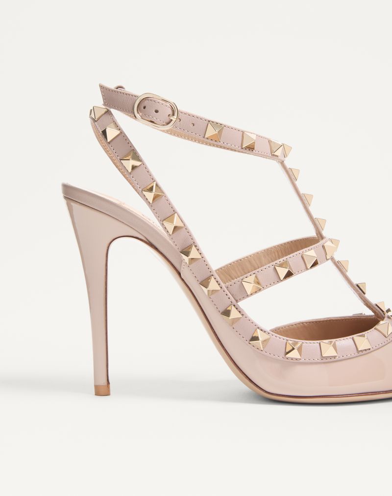 Rockstud patent pumps med 100 mm stropper