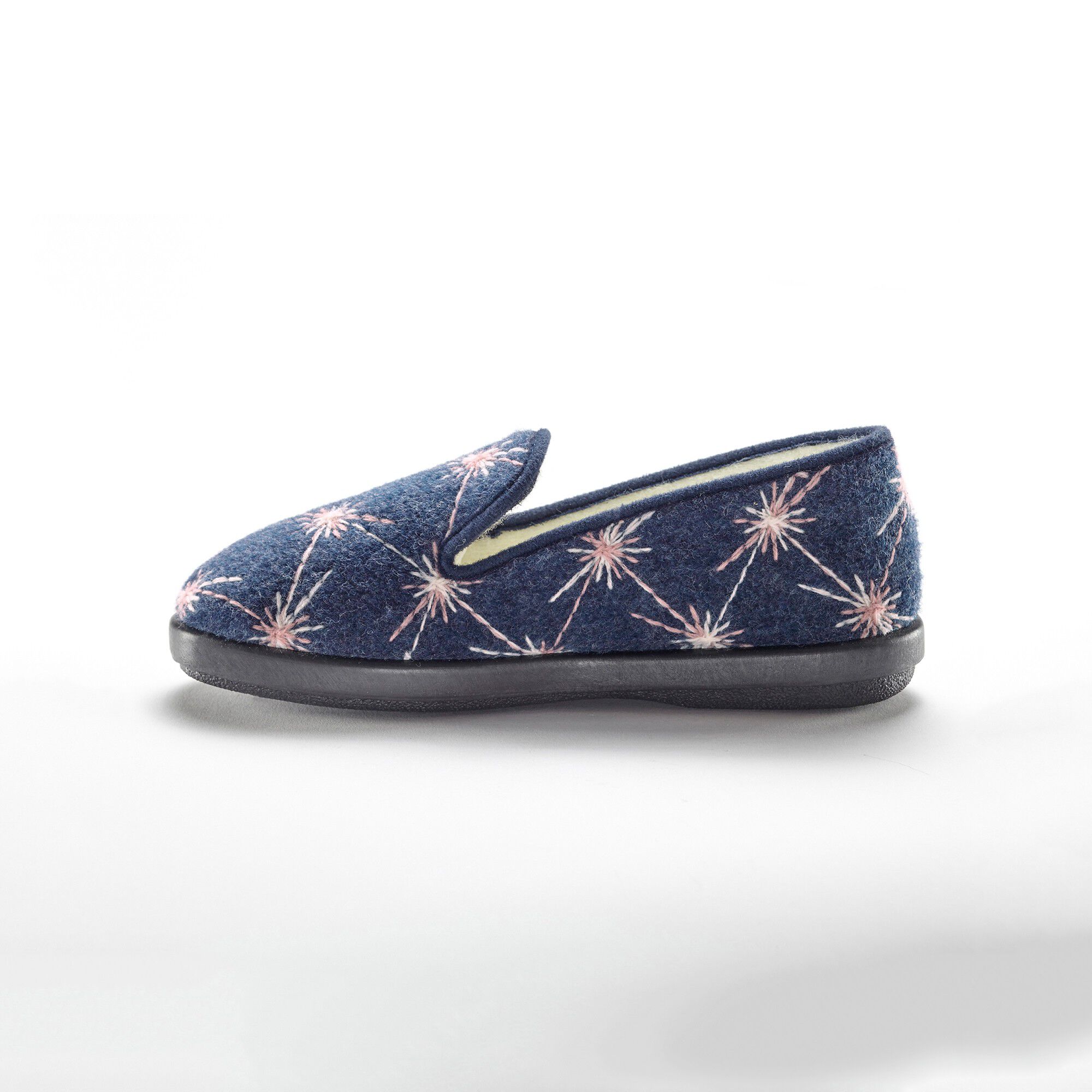 Chaussons fourrés brodés
