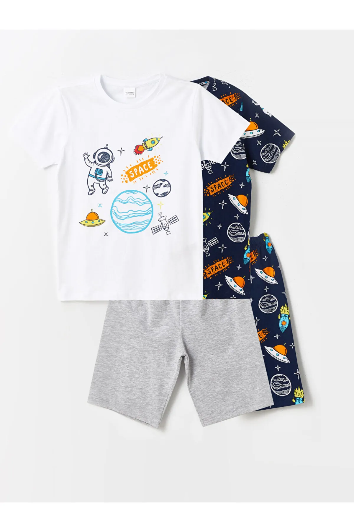 LC Waikiki  Bedrucktes Jungen-Pyjama-Set mit Rundhalsausschnitt und kurzen Ärmeln, 2-teilig