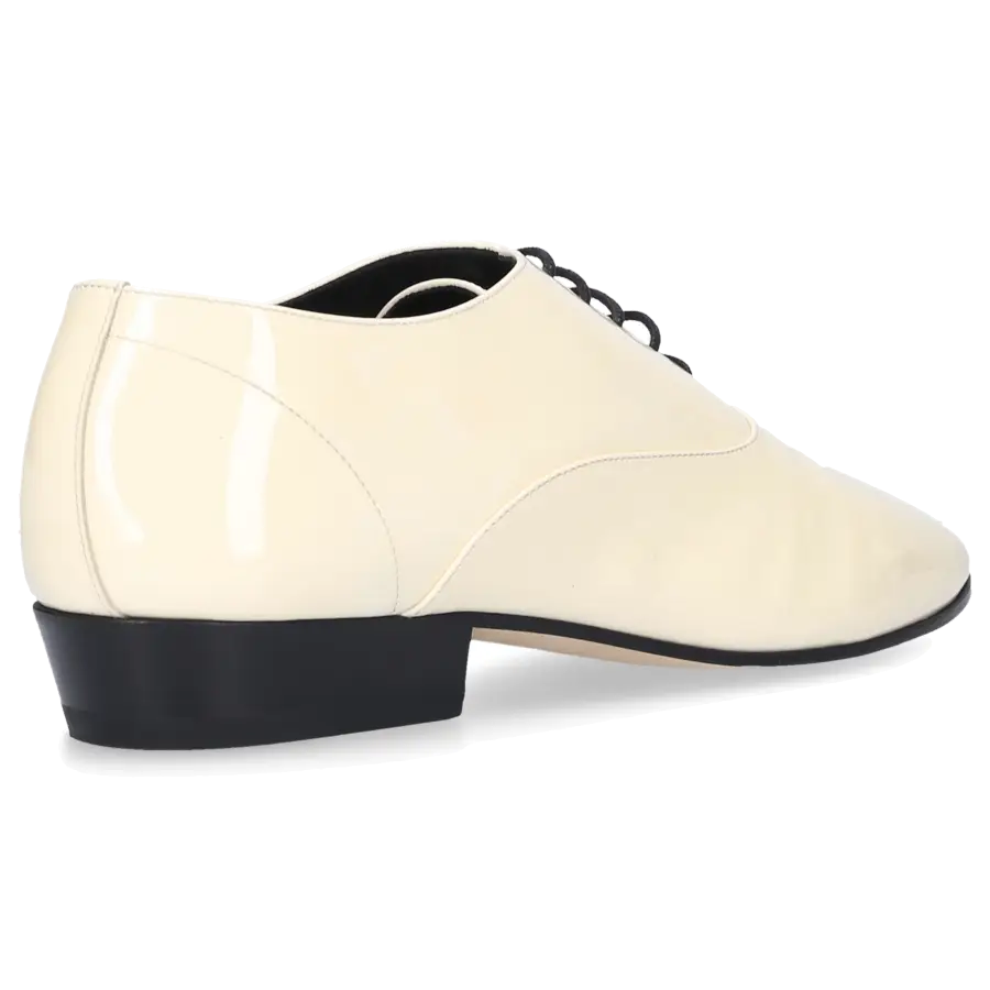 Saint Laurent - Schnürer LEON 30 Lackleder - weiß