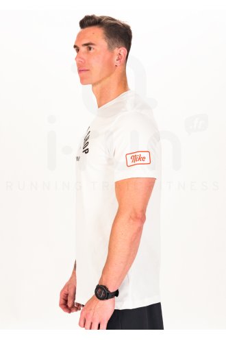 Nike Dri-Fit Body Shop M