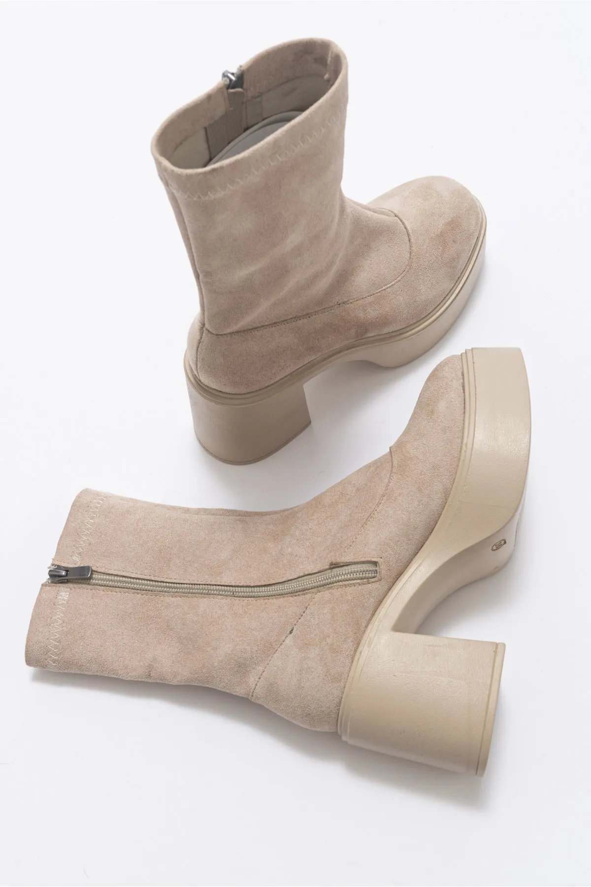 LuviShoes  Mohnbeige Wildleder-Damenstiefel