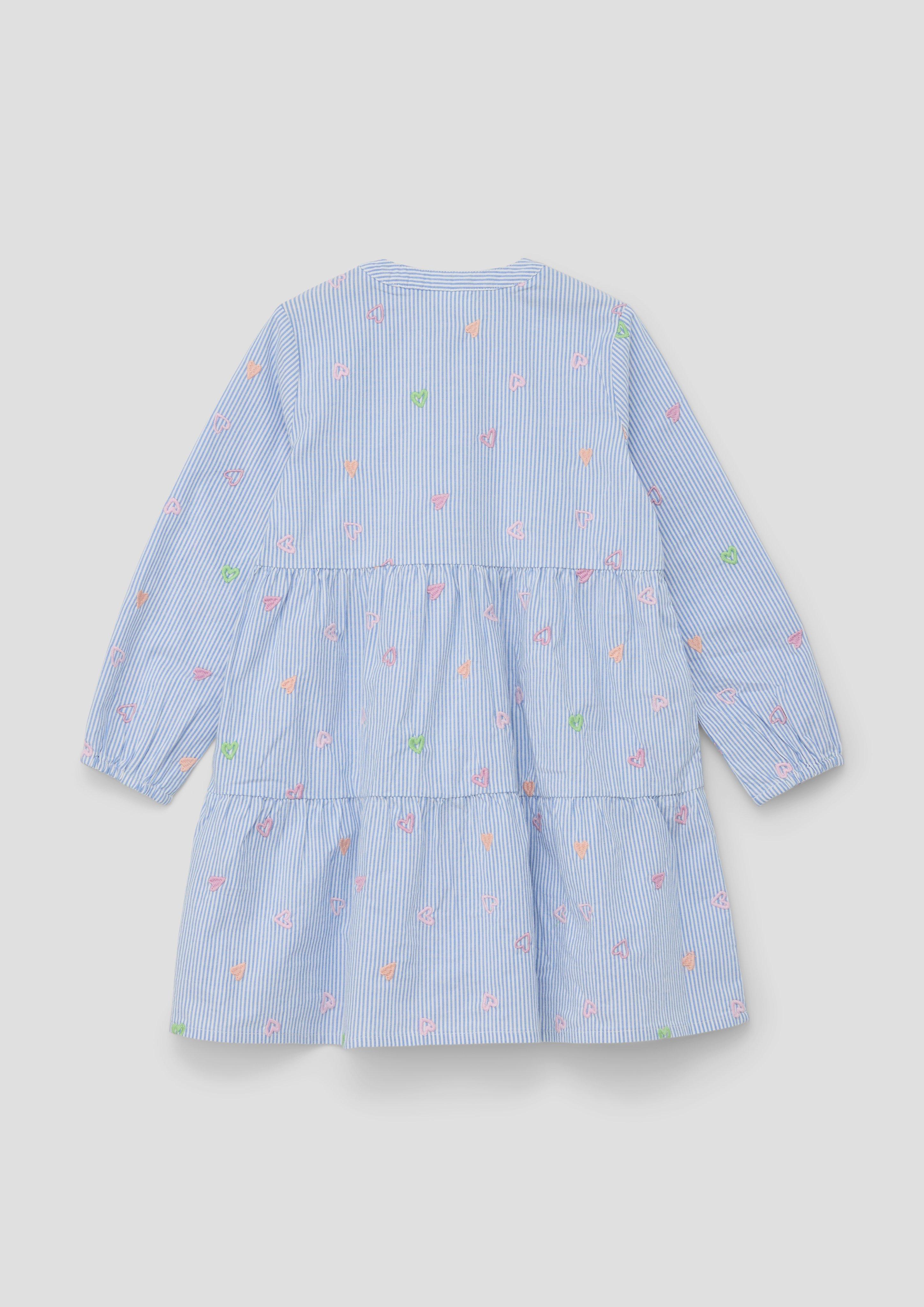 Ausgestelltes Kleid mit Stickerei  2141950-55A9
