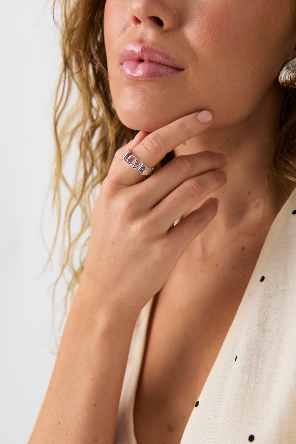 Love signet ring