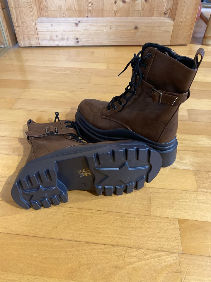 Officina 55 Boots in Braun günstig kaufen 39