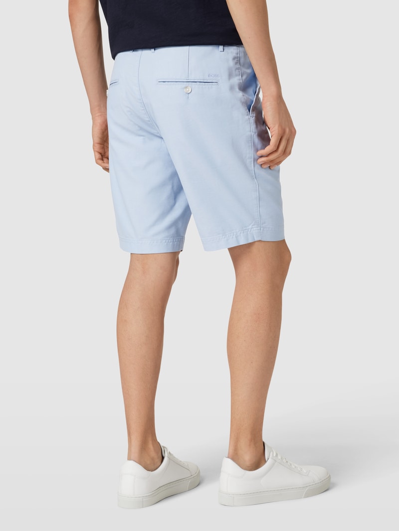 Chino-Shorts mit französischen Eingrifftaschen Modell 'Slice' in hellblau