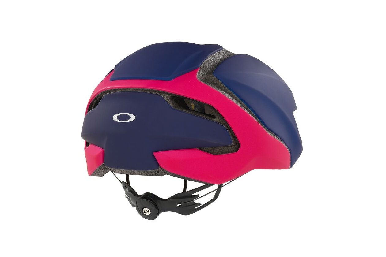 Oakley ARO5