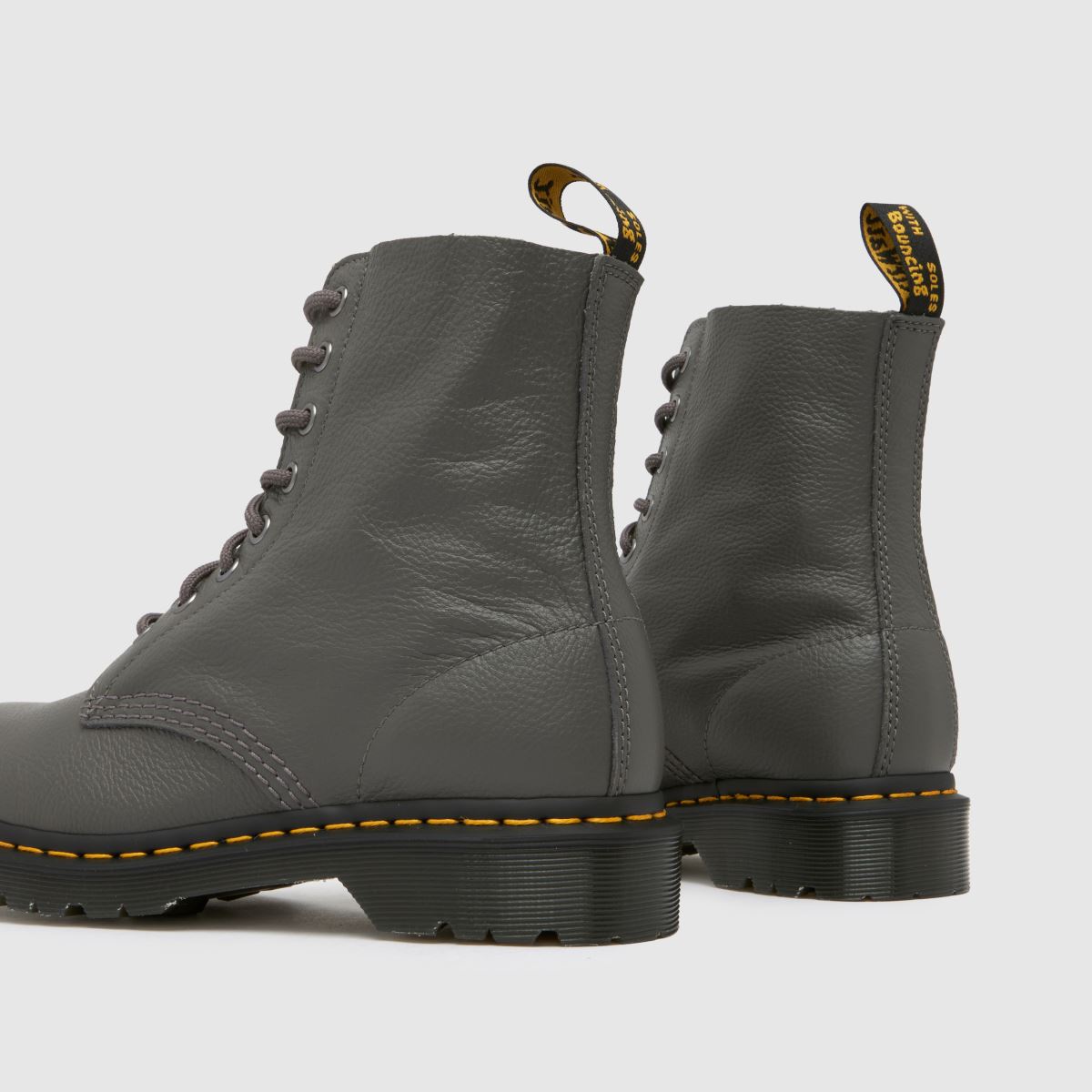 Dr. Martens 1460 Pascal csizma szürke színben