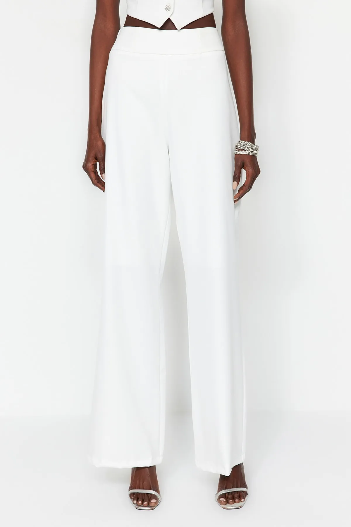 Trendyol Collection  Braut-Webhose in Ecru TPRSS23PL00023