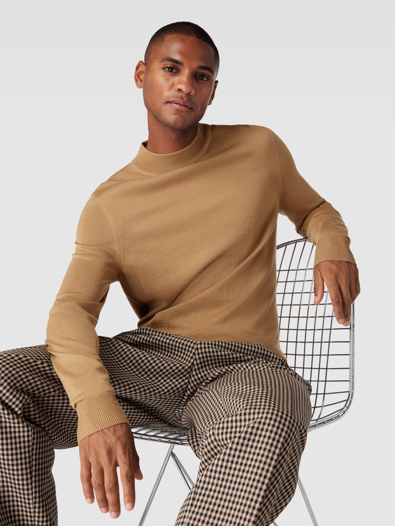 Strickpullover mit Stehkragen Modell 'Marek' in beige