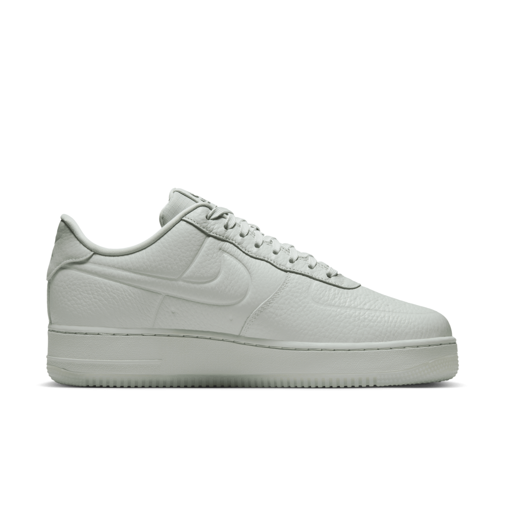 Nike Air Force 1 07 Pro Tech FB8875-002 / grau