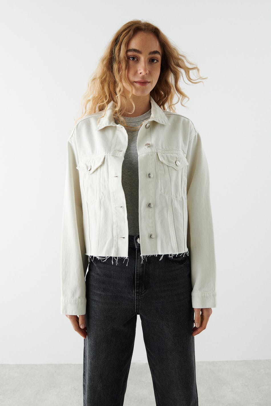 Short denim jacket