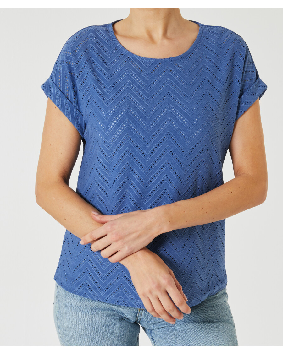 T-Shirt Lochmuster