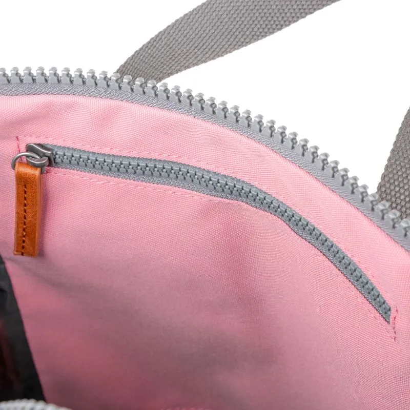 Roka London Rolltop Finchley A Medium - Rose