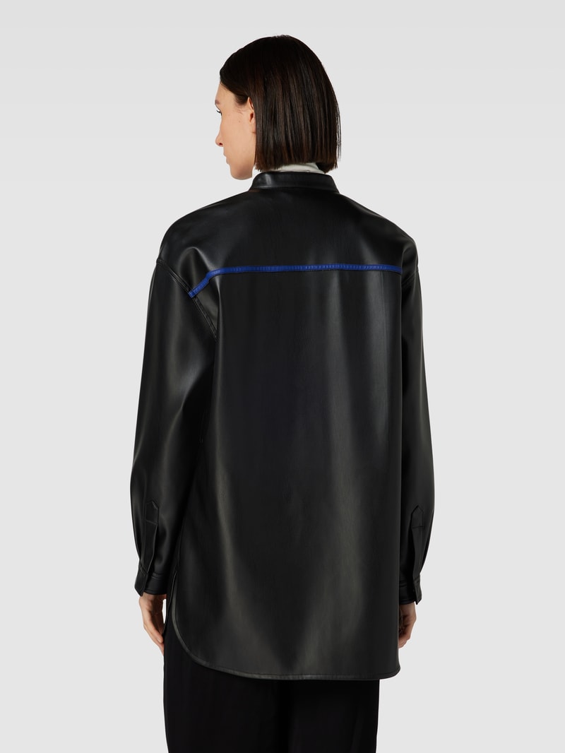 Bluse in Leder-Optik in schwarz
