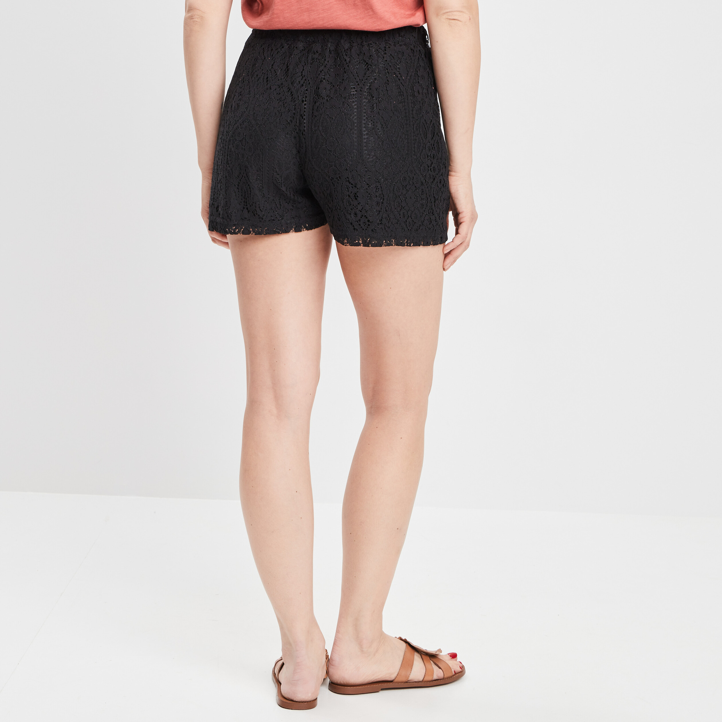 Short large avec dentelle noir femme | La Halle