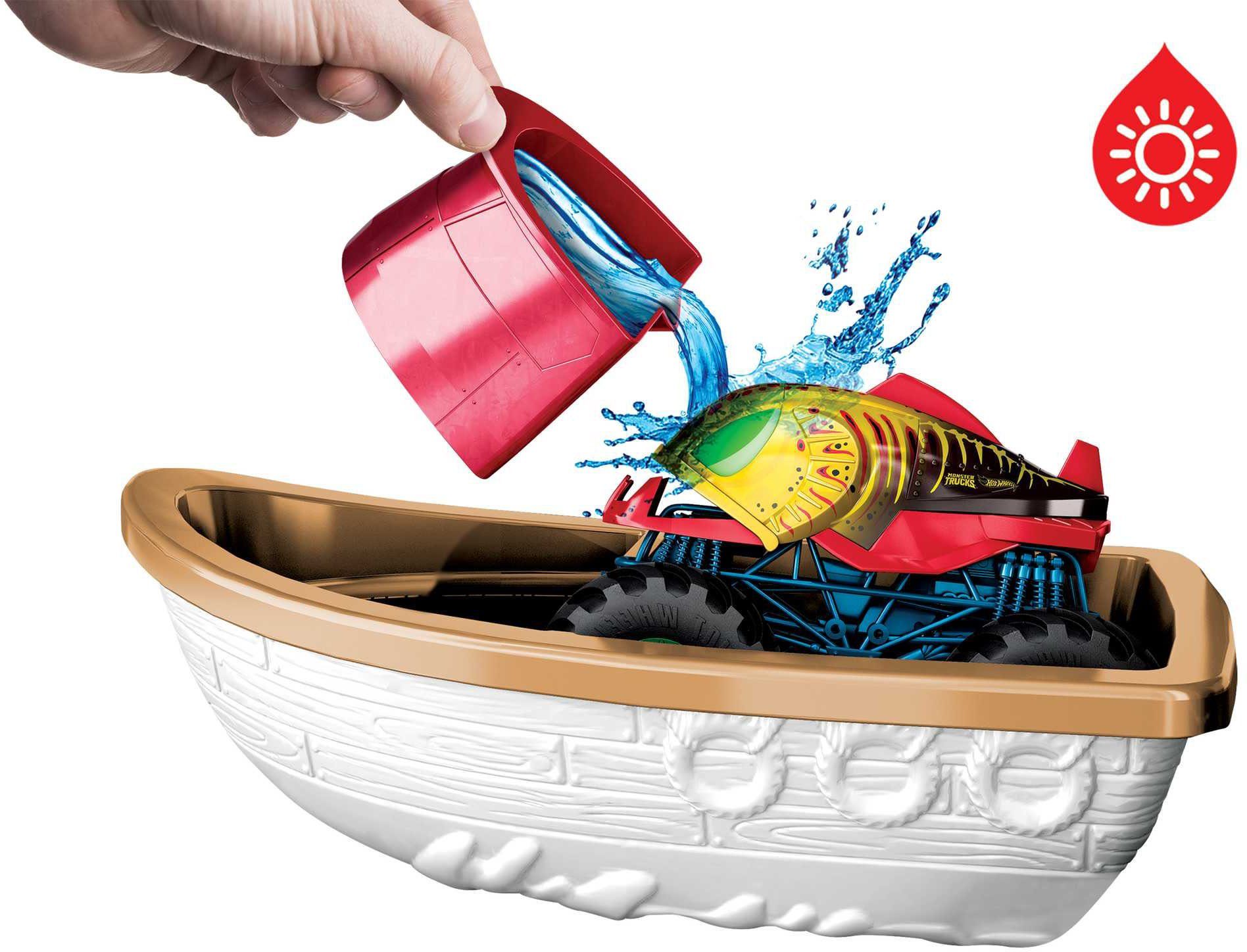 Hot Wheels Spielzeug-Boot Monster Trucks Color Shifters Sumpf-Attacke mit Farbwechsel-Auto